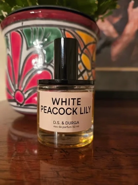 RARE White Peacock Lily by D.S. & Durga 50ml like new, discontinued - Picture 5 of 15